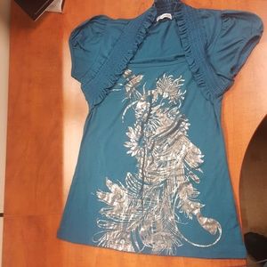 Teal blue flower top